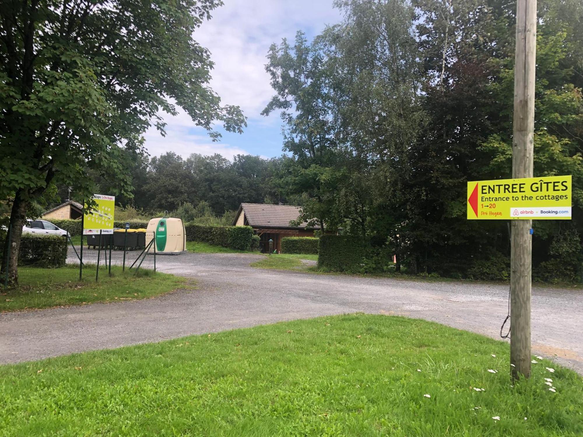 Charmant Cottage Dans Domaine Prive Signy-le-Petit Bagian luar foto